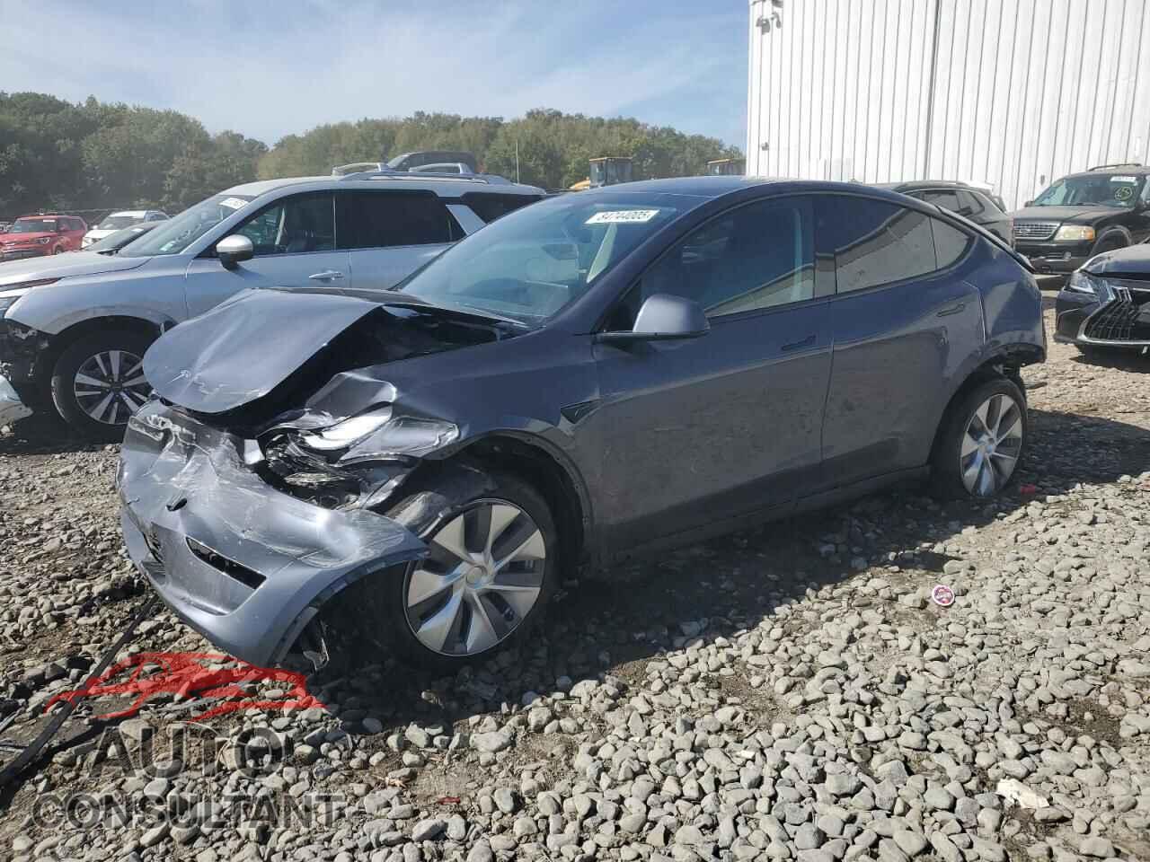 TESLA MODEL Y 2023 - 7SAYGDEE2PF860944
