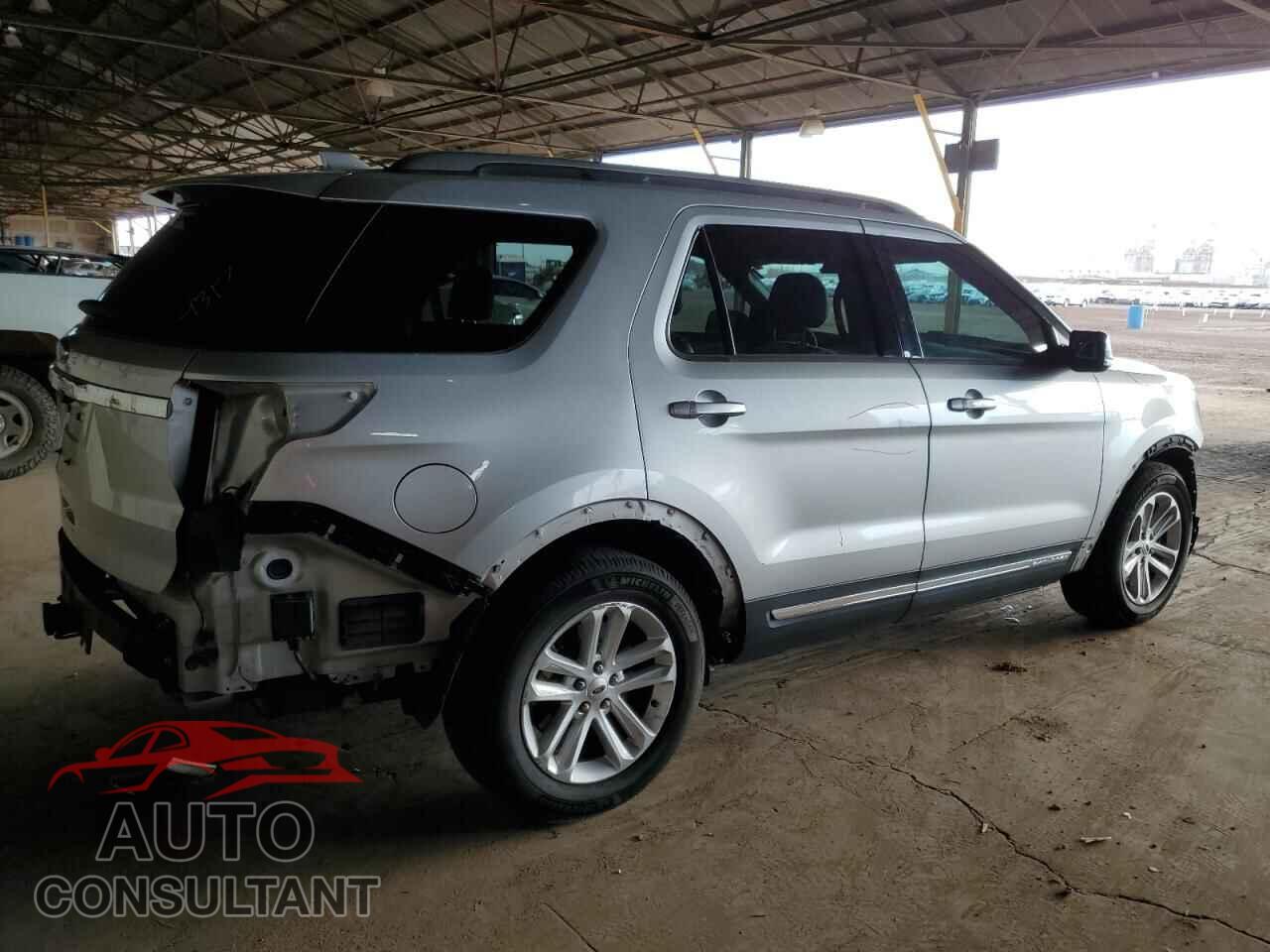 FORD EXPLORER 2017 - 1FM5K7D82HGD64461
