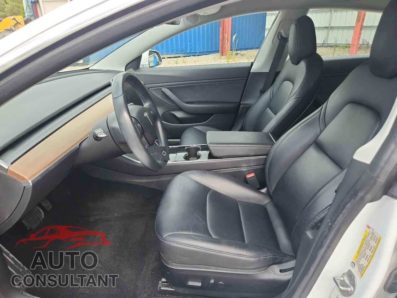 TESLA MODEL 3 2019 - 5YJ3E1EB4KF211480