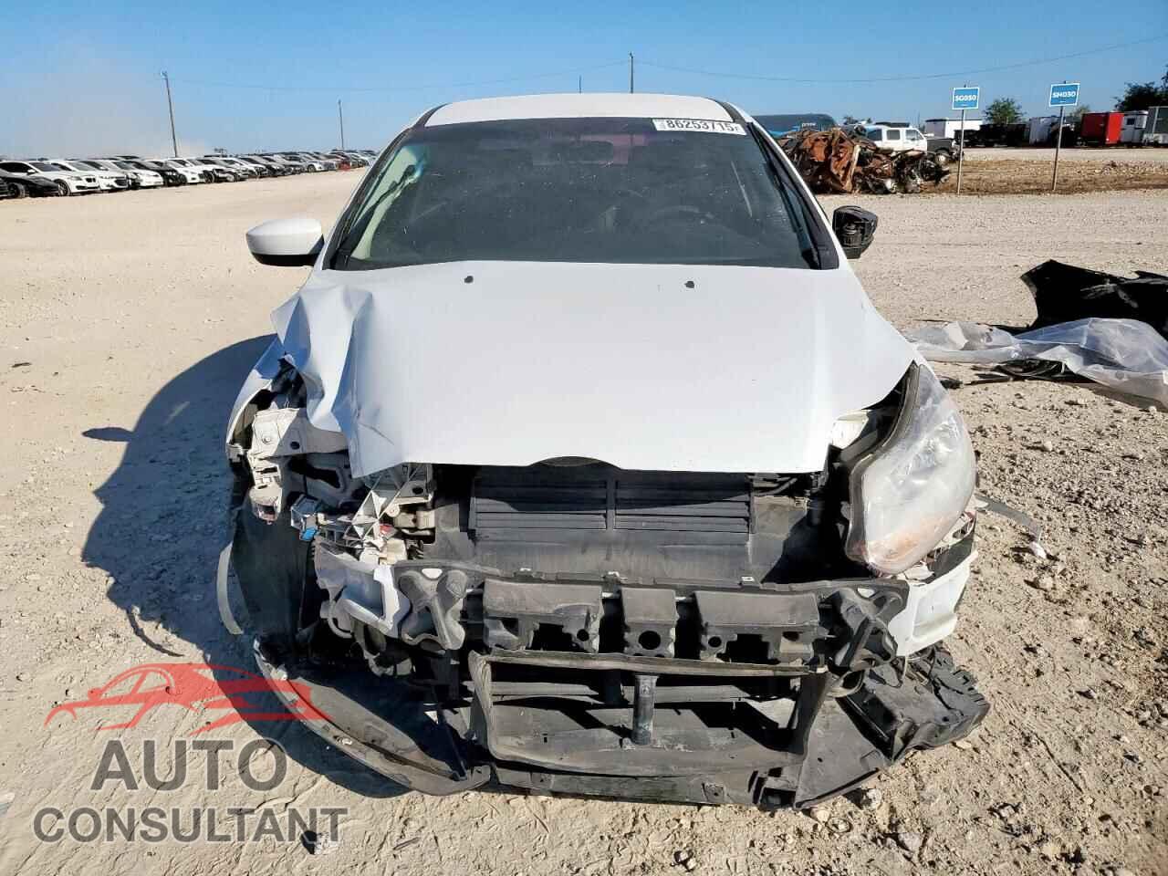 FORD FOCUS 2012 - 1FAHP3F25CL395326
