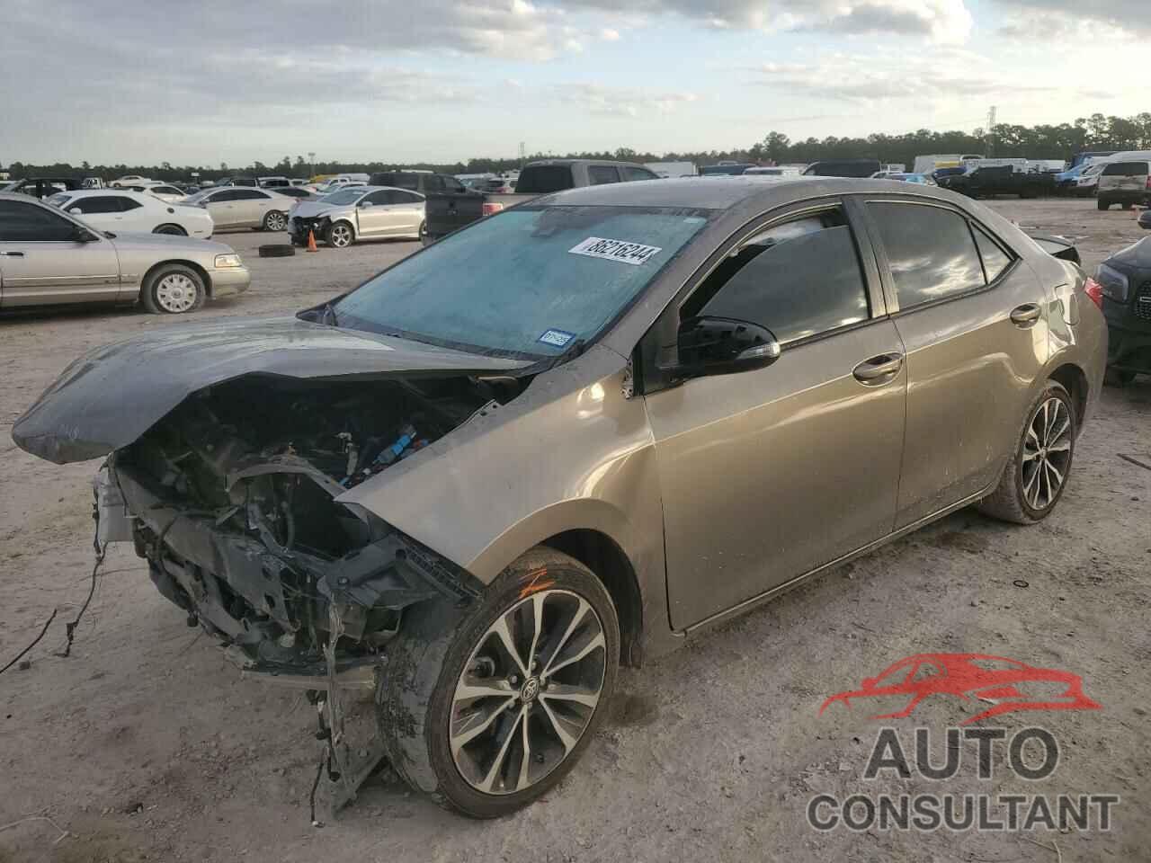 TOYOTA COROLLA 2017 - 5YFBURHE8HP729978