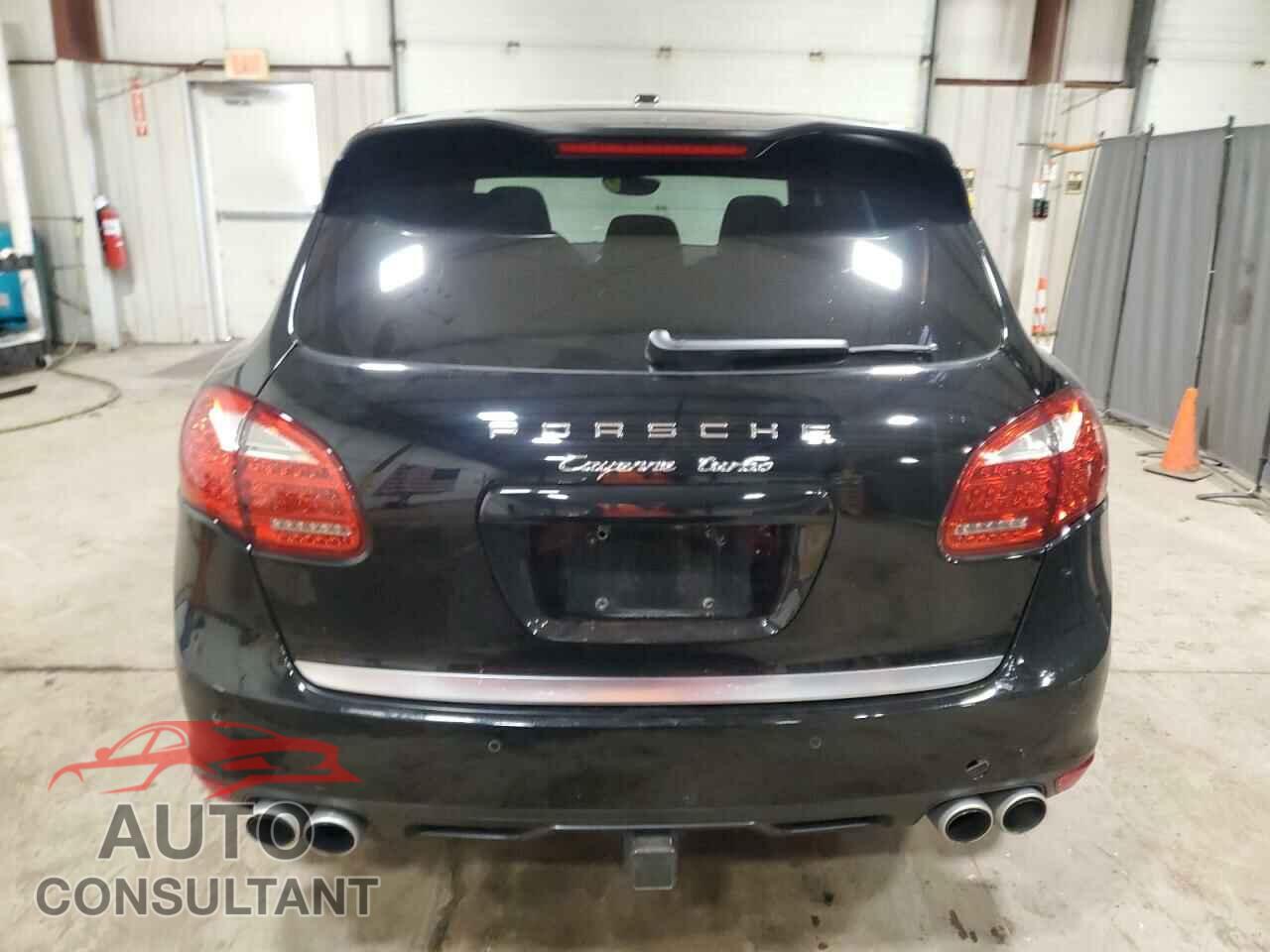 PORSCHE CAYENNE 2011 - WP1AC2A2XBLA81841