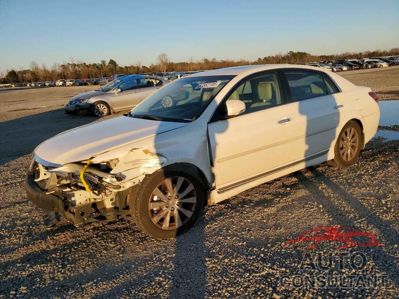 TOYOTA AVALON 2011 - 4T1BK3DB8BU396301