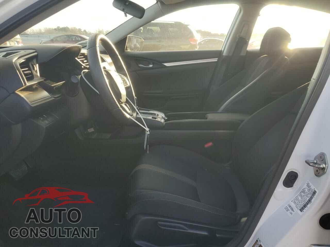 HONDA CIVIC 2019 - 2HGFC2F64KH557776