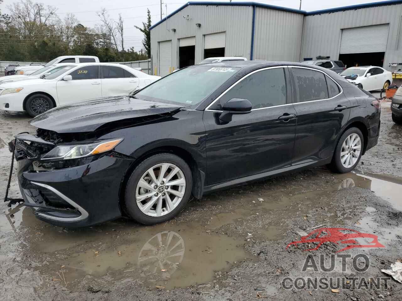 TOYOTA CAMRY 2021 - 4T1C11AK3MU570469