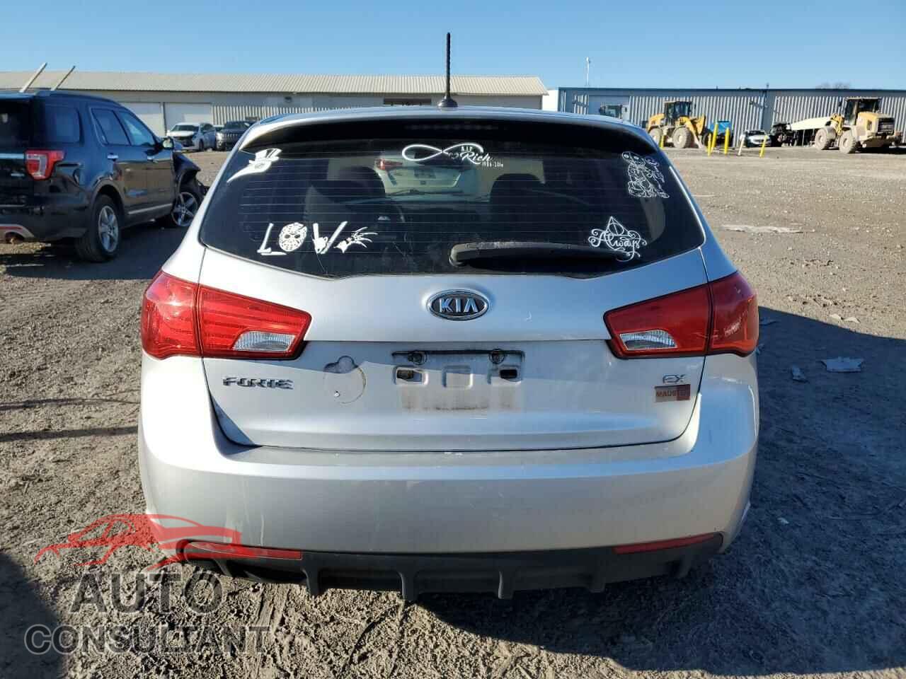 KIA FORTE 2012 - KNAFU5A2XC5474747