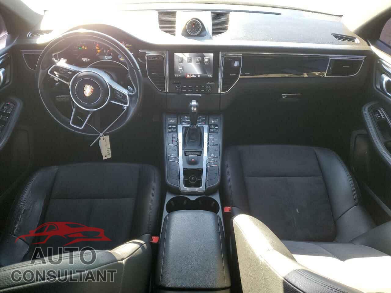 PORSCHE MACAN 2018 - WP1AA2A55JLB09365