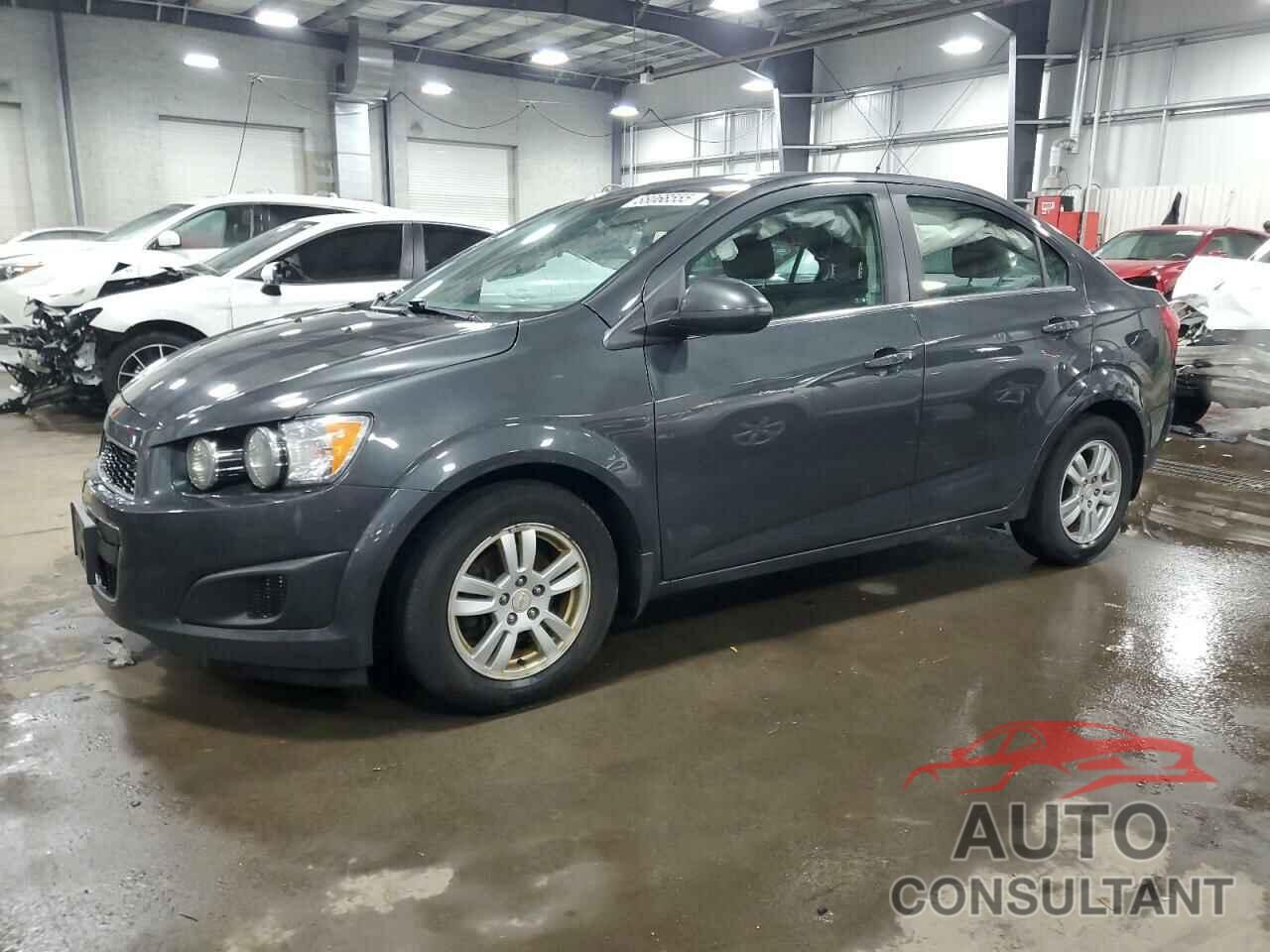 CHEVROLET SONIC 2016 - 1G1JC5SB5G4153315