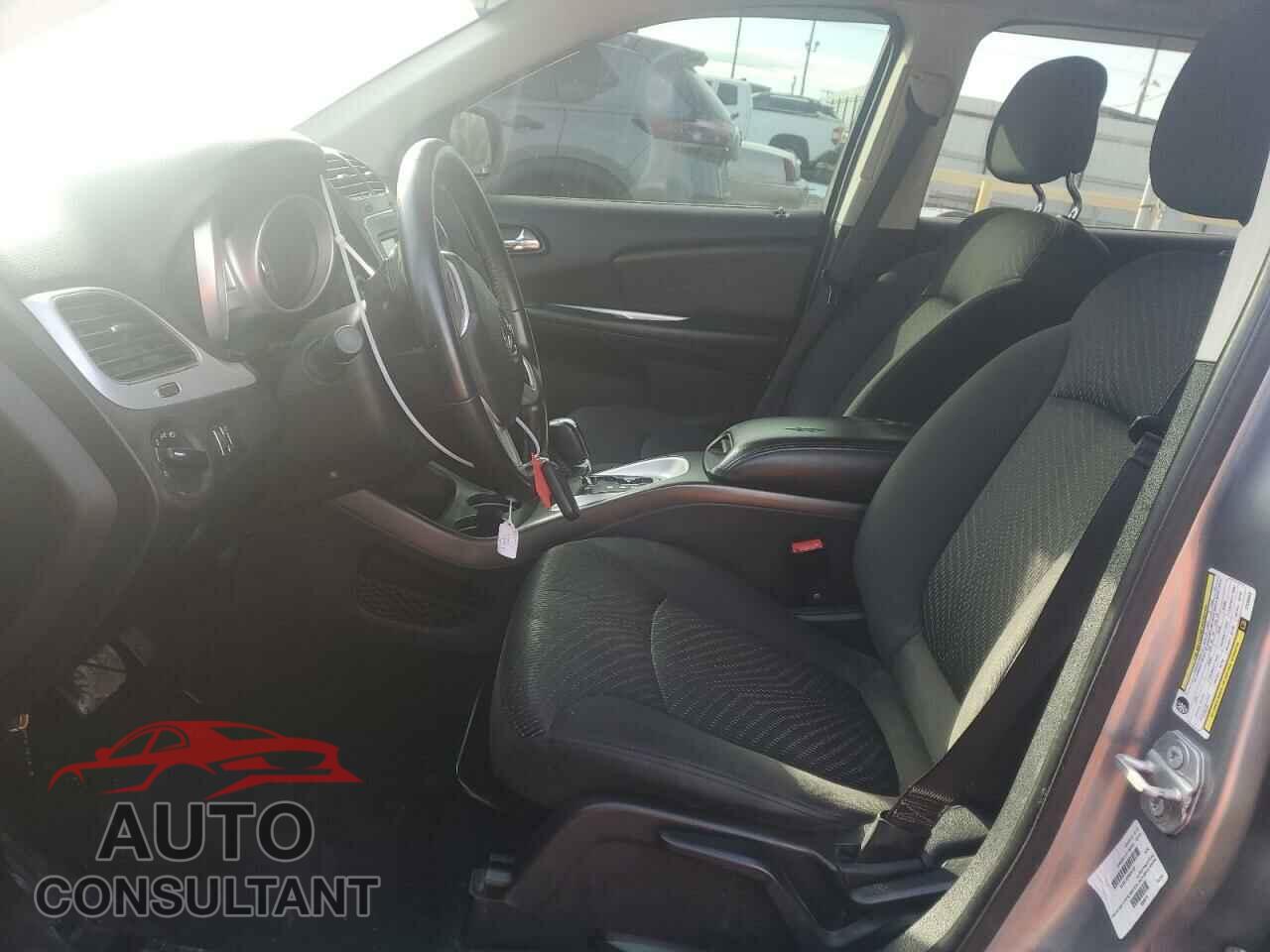 DODGE JOURNEY 2018 - 3C4PDCAB5JT526648