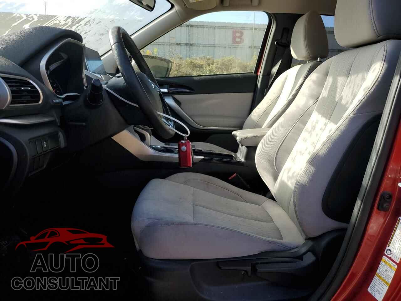 MITSUBISHI ECLIPSE 2018 - JA4AT5AAXJZ039444
