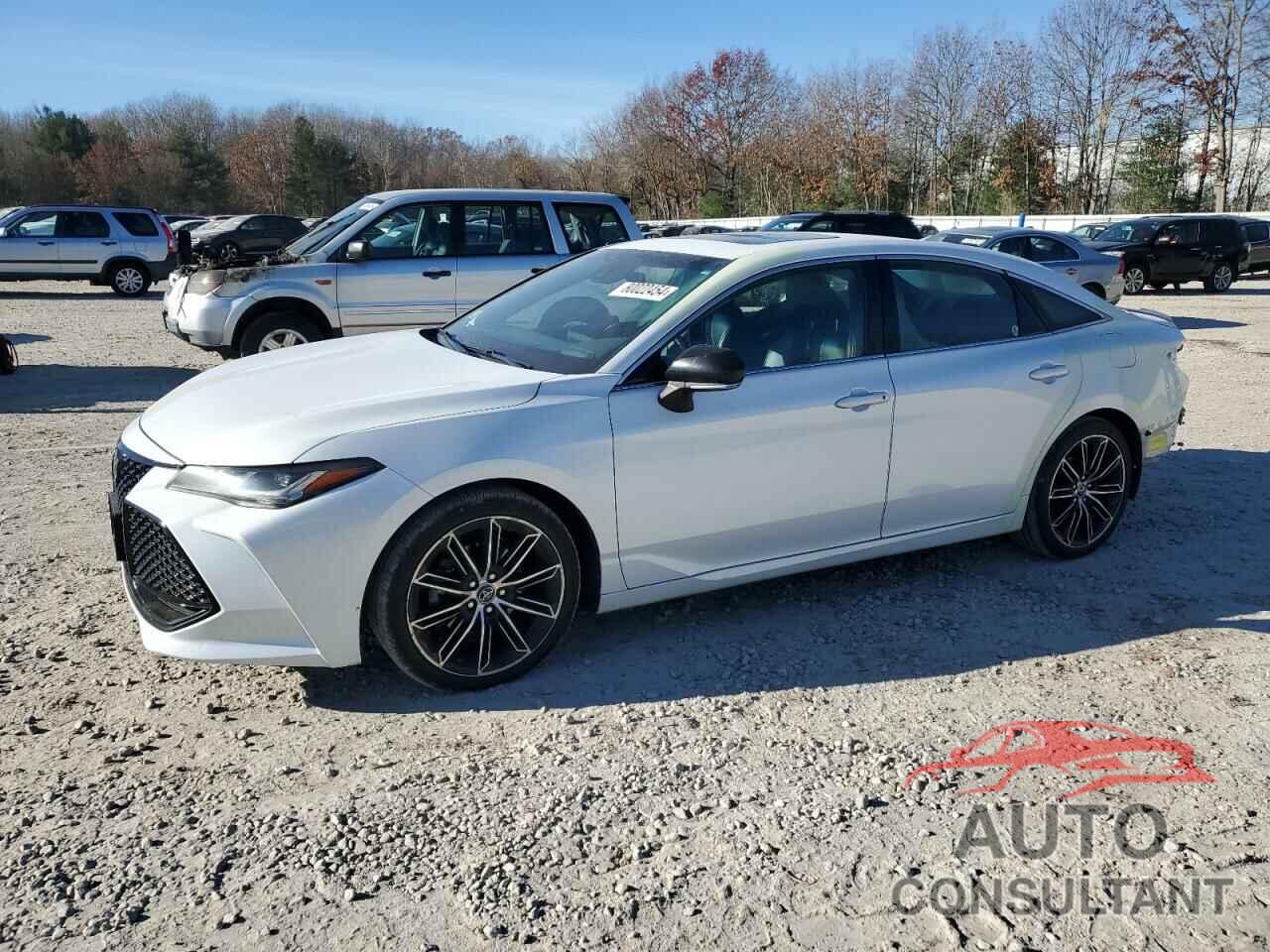 TOYOTA AVALON 2019 - 4T1BZ1FB8KU030626