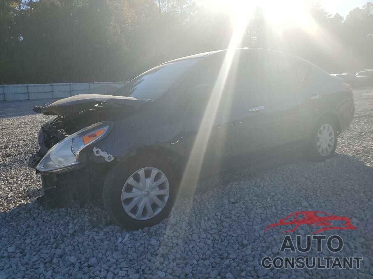 NISSAN VERSA 2015 - 3N1CN7AP4FL824570
