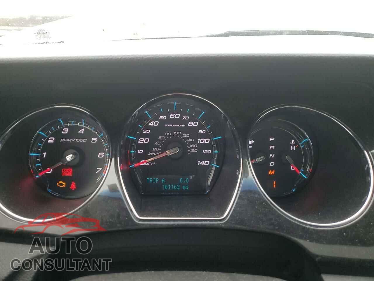 FORD TAURUS 2011 - 1FAHP2FW7BG185170