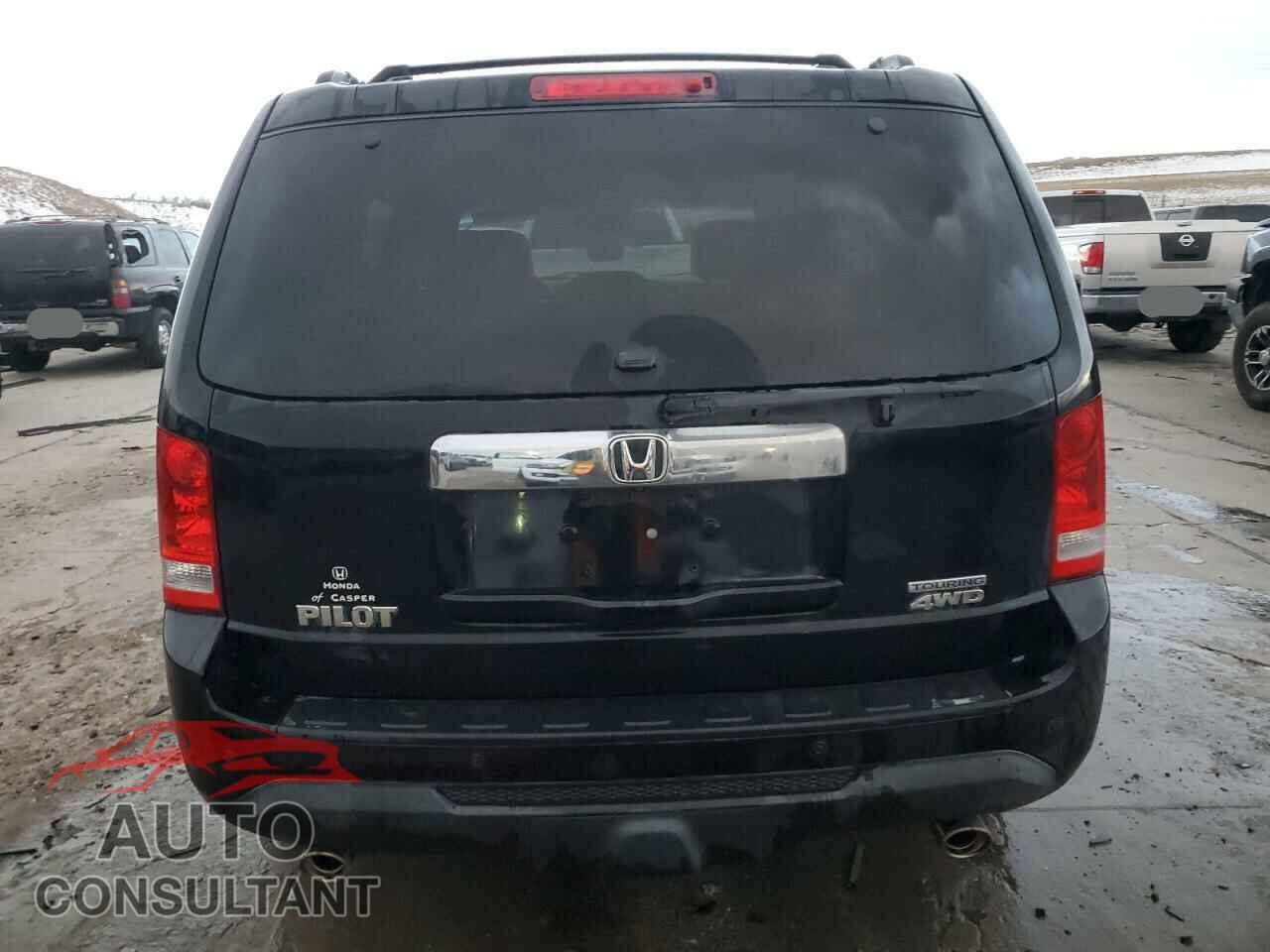 HONDA PILOT 2013 - 5FNYF4H98DB022878