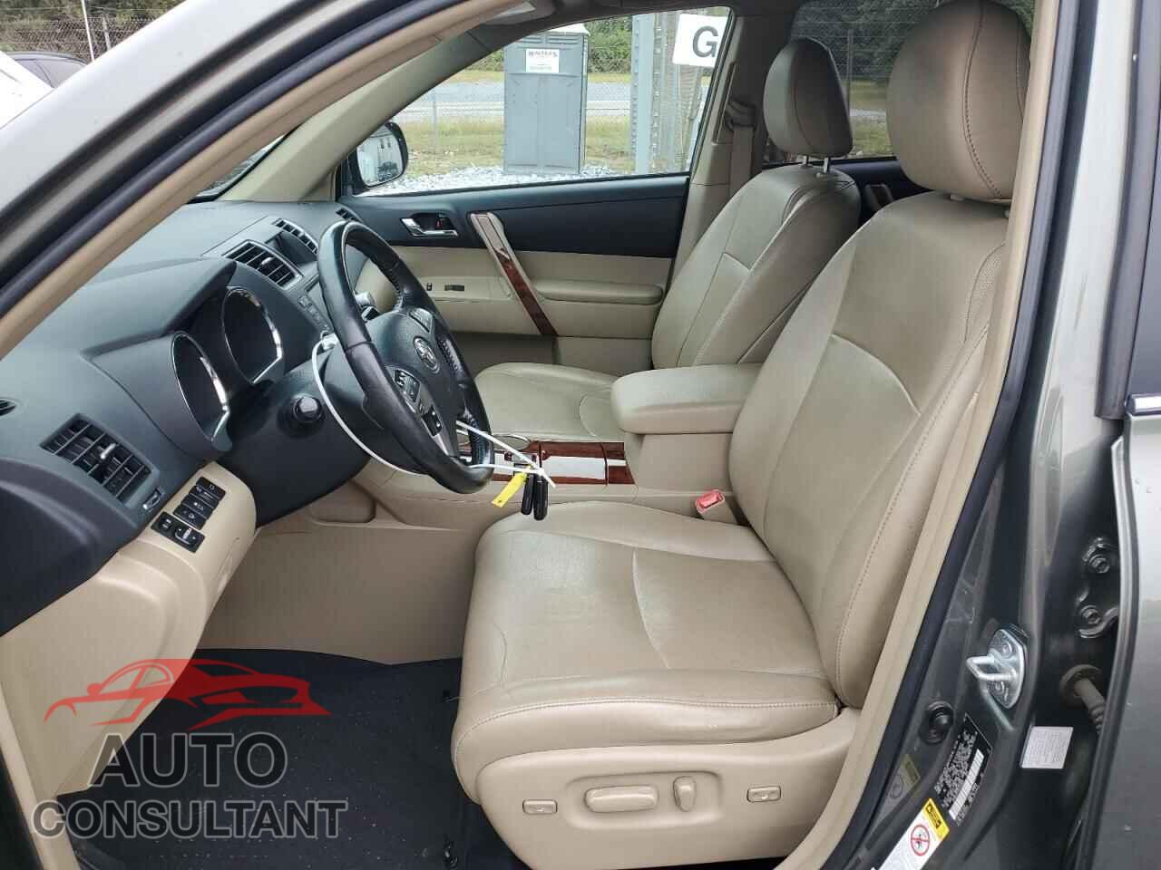TOYOTA HIGHLANDER 2012 - 5TDDK3EH7CS132833