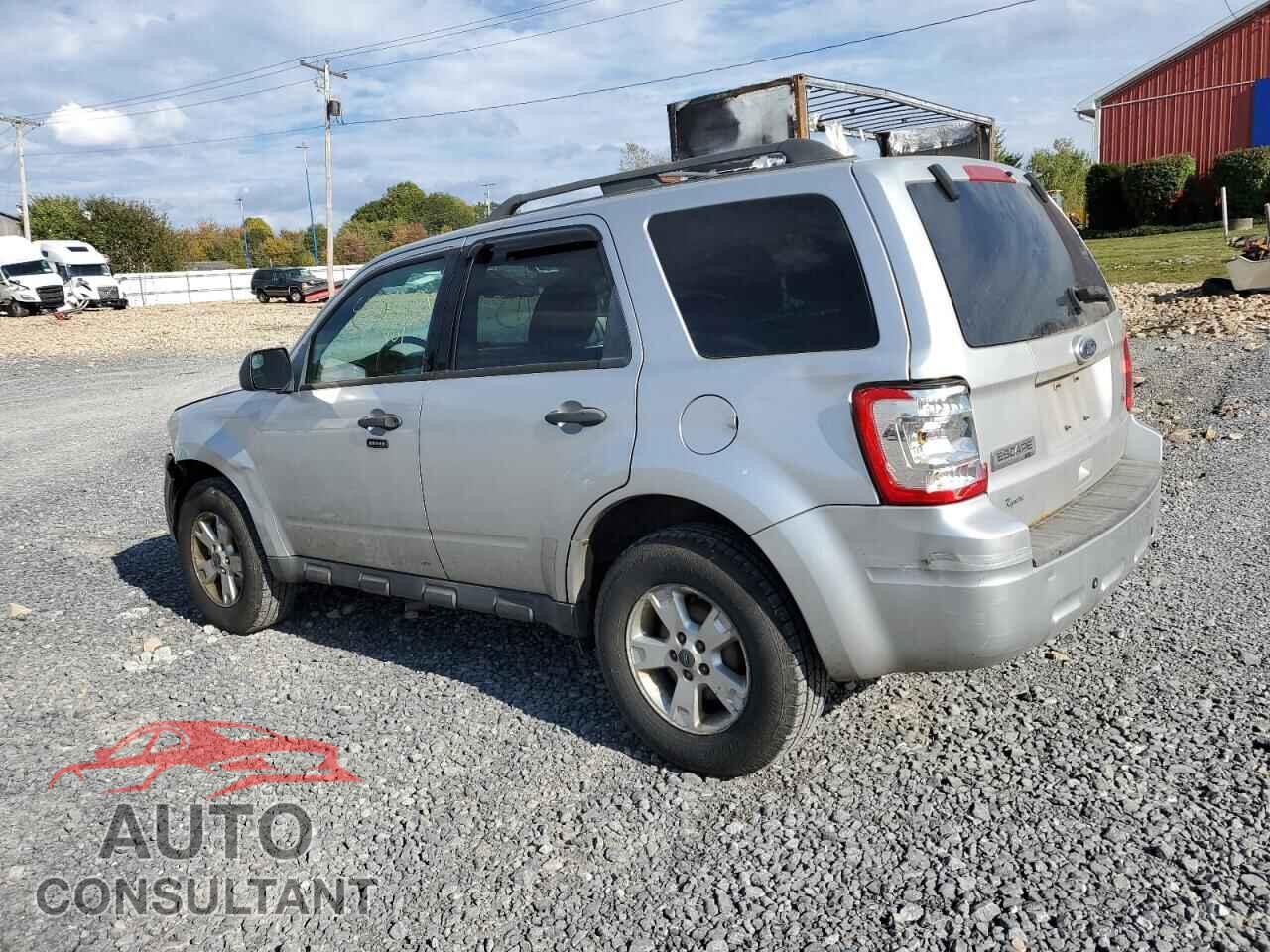 FORD ESCAPE 2010 - 1FMCU9DG5AKD09056