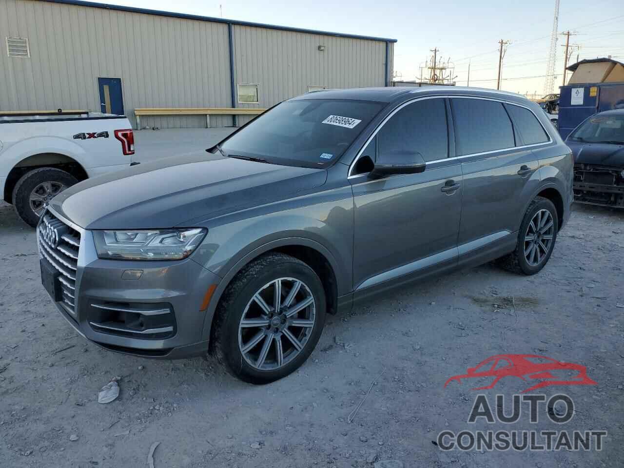 AUDI Q7 2017 - WA1LAAF70HD056555