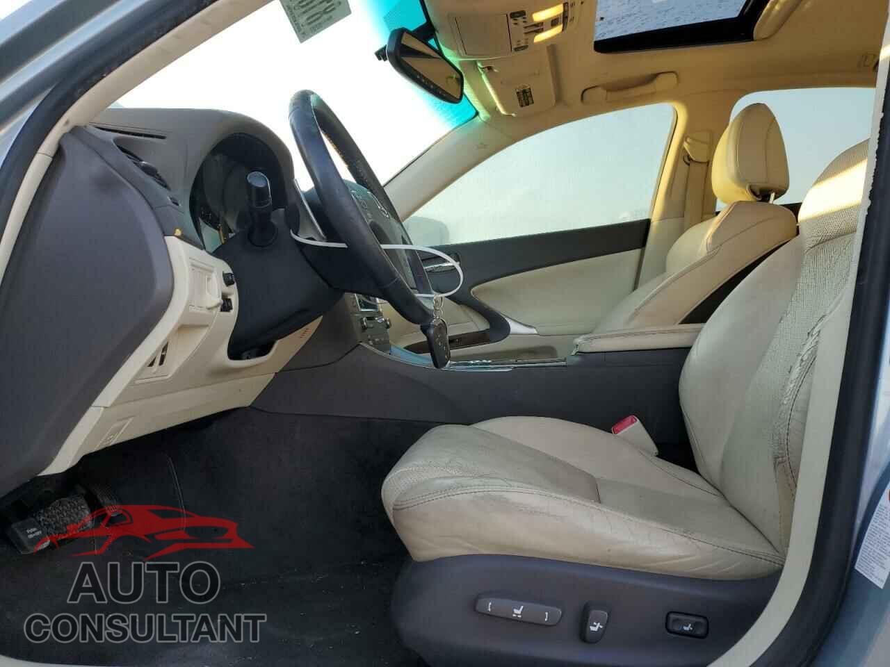 LEXUS IS 2010 - JTHBF5C28A5114090