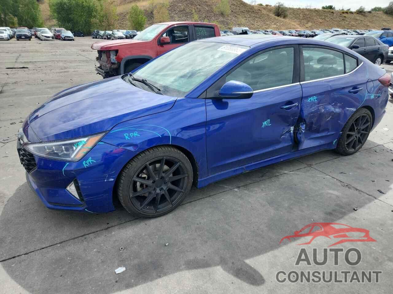 HYUNDAI ELANTRA 2020 - KMHD04LB3LU037882