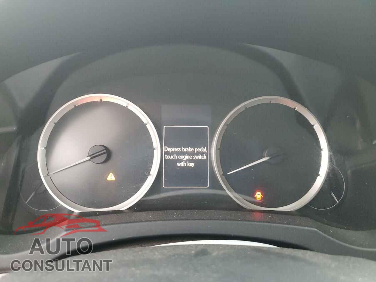 LEXUS IS 2014 - JTHCF1D29E5005705