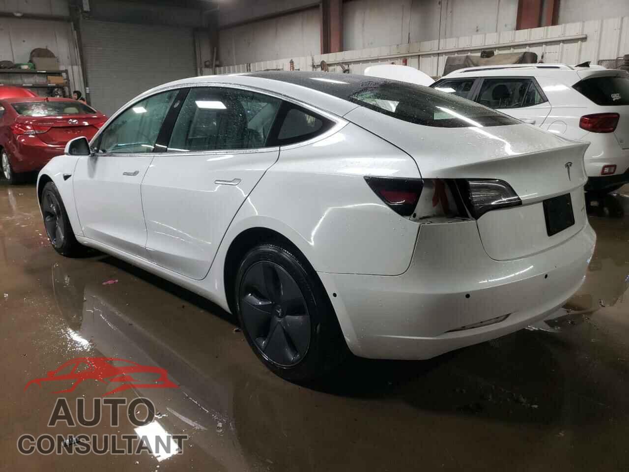 TESLA MODEL 3 2019 - 5YJ3E1EB3KF494082