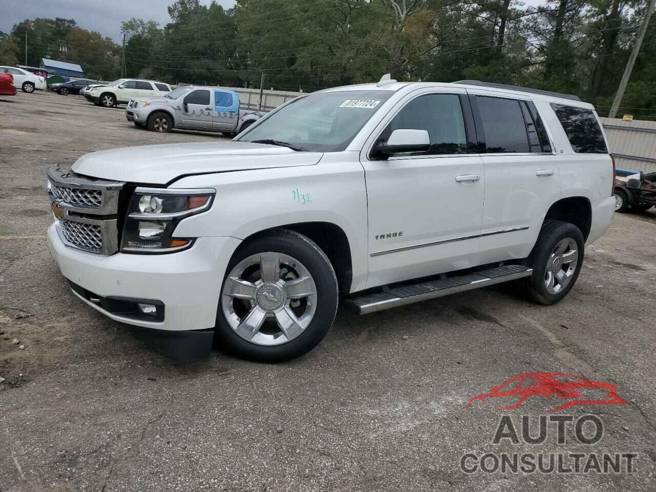 CHEVROLET TAHOE 2018 - 1GNSCBKC5JR106130