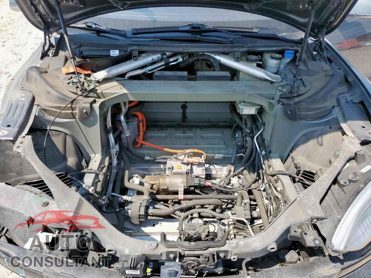 TESLA MODEL S 2013 - 5YJSA1CN0DFP27682