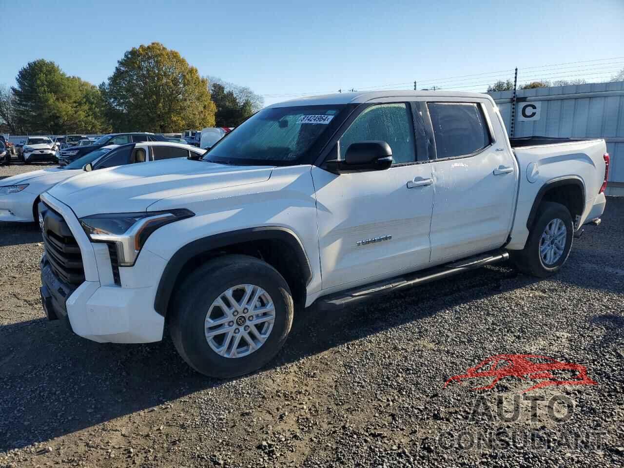 TOYOTA TUNDRA 2023 - 5TFLA5DB0PX070229