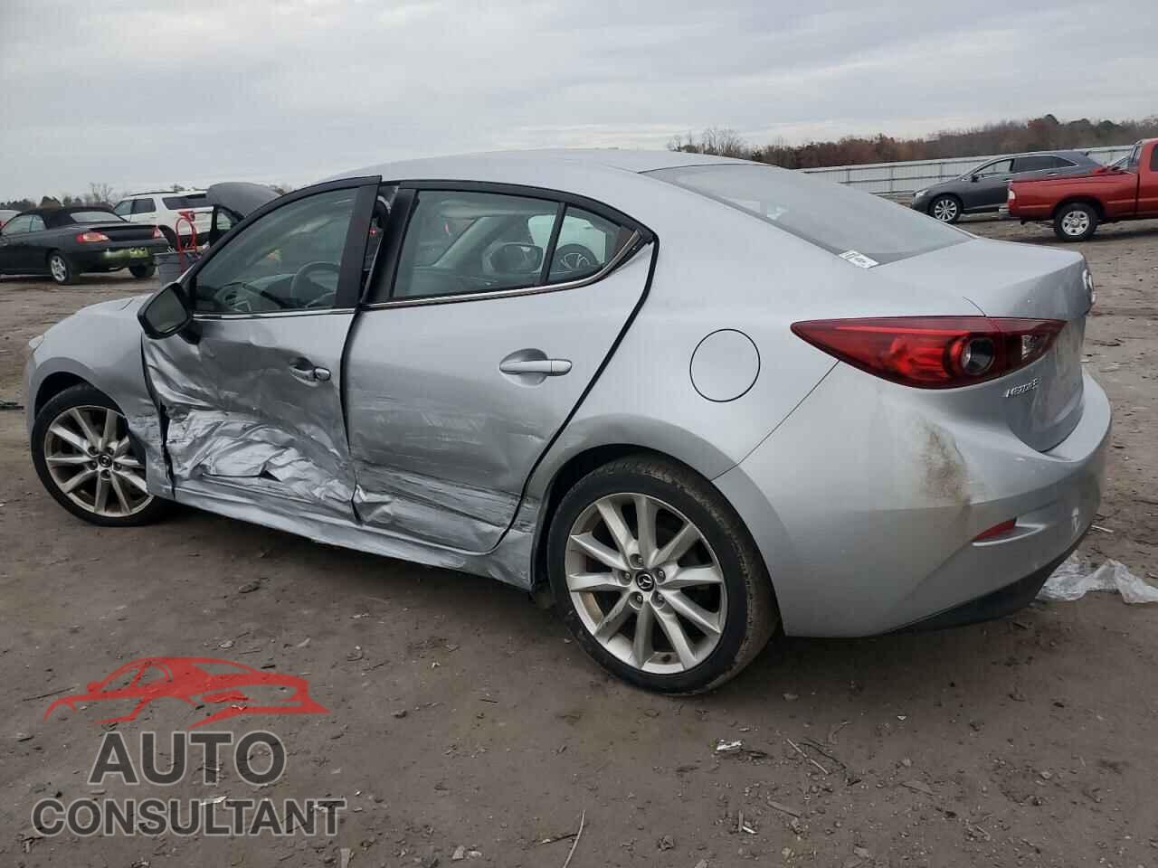 MAZDA 3 2017 - 3MZBN1V79HM145422