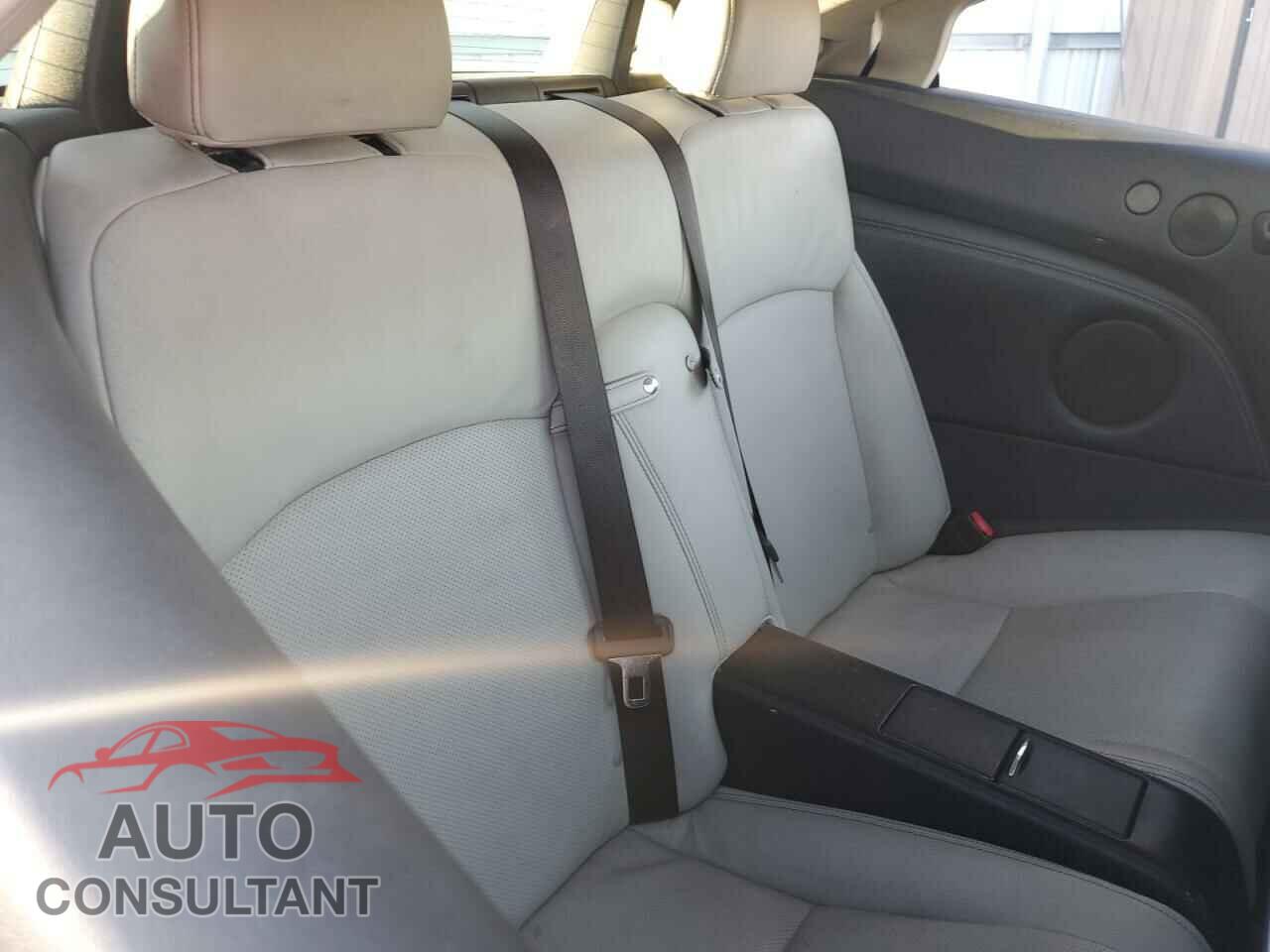 LEXUS IS 2013 - JTHFF2C26D2527499