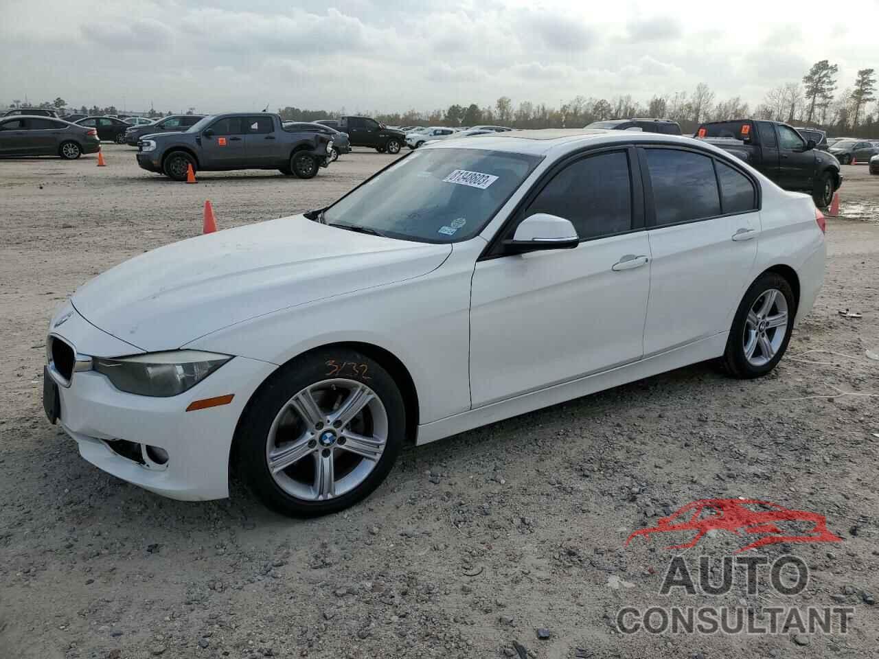 BMW 3 SERIES 2015 - WBA3B1G50FNT04324