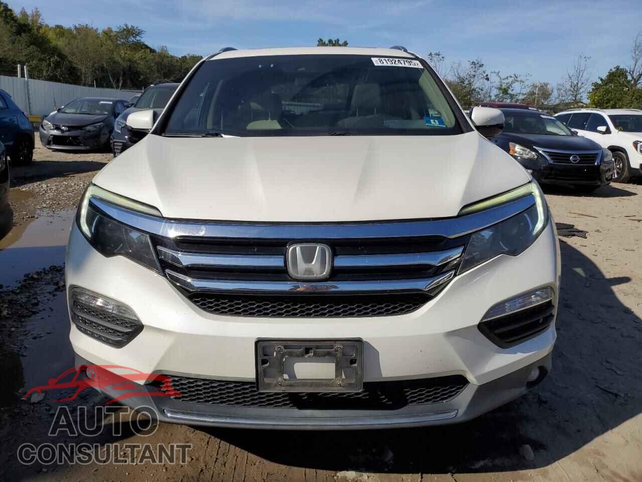 HONDA PILOT 2017 - 5FNYF6H90HB105142