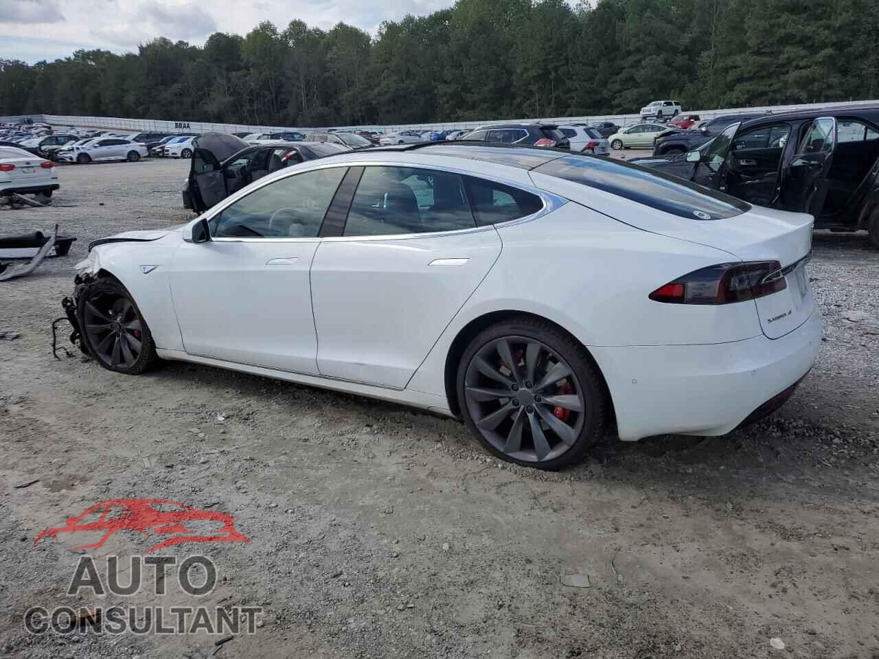 TESLA MODEL S 2016 - 5YJSA1E12GF156565