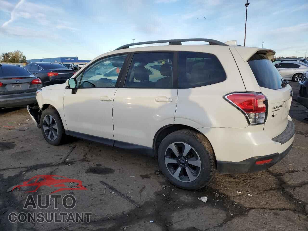 SUBARU FORESTER 2017 - JF2SJADC7HH404203