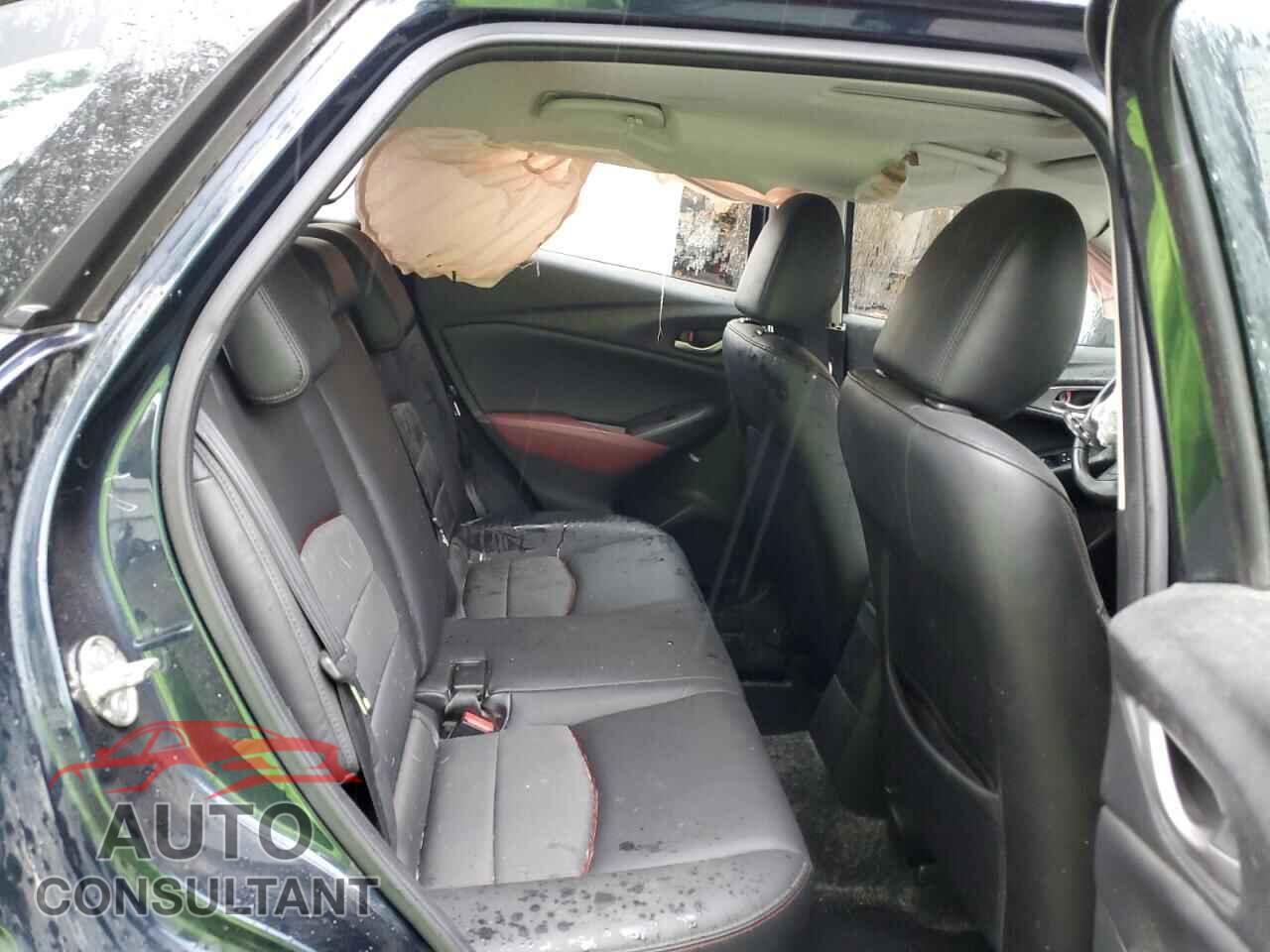 MAZDA CX-3 2017 - JM1DKFC72H0141218