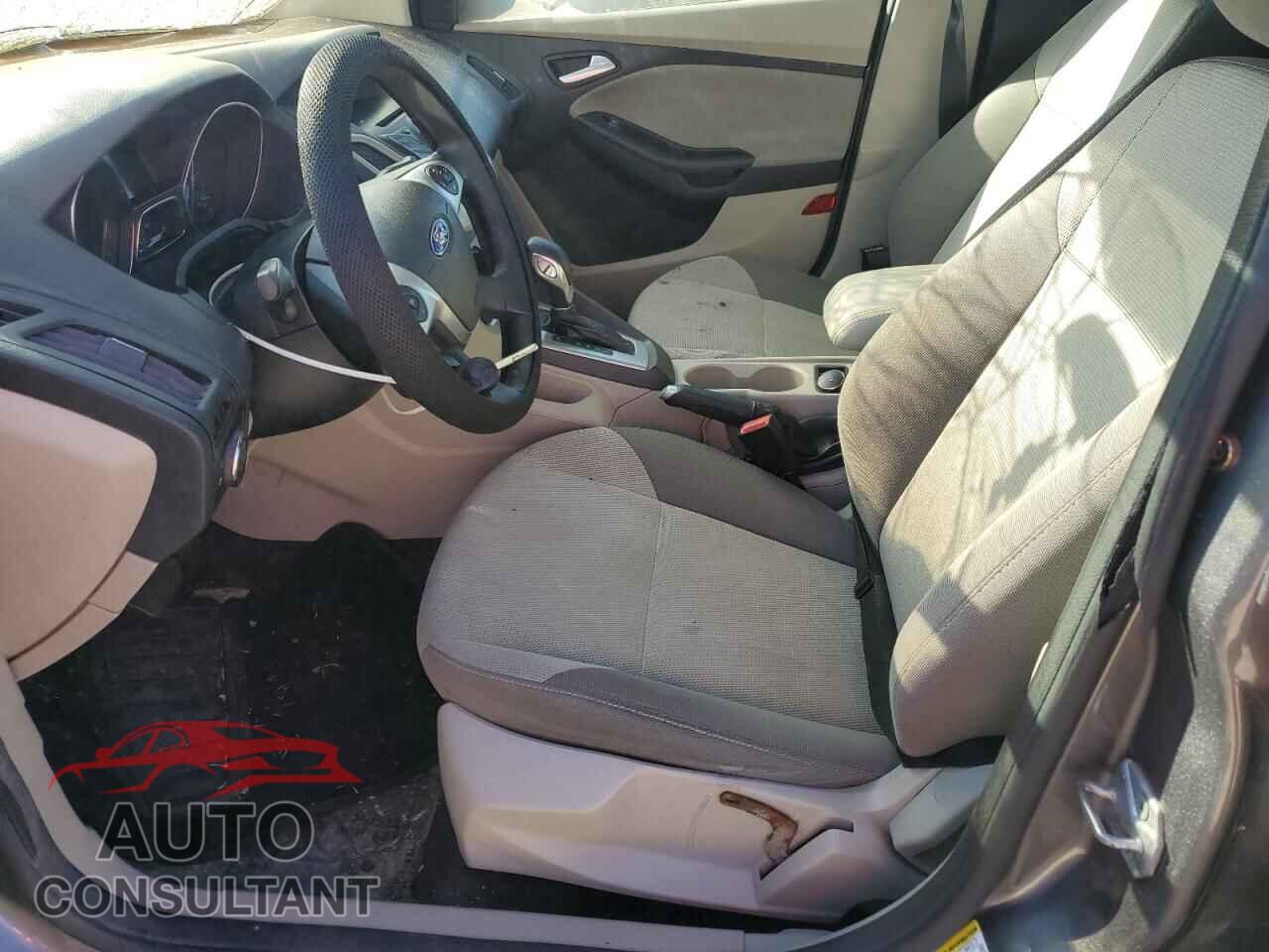 FORD FOCUS 2014 - 1FADP3F20EL104331