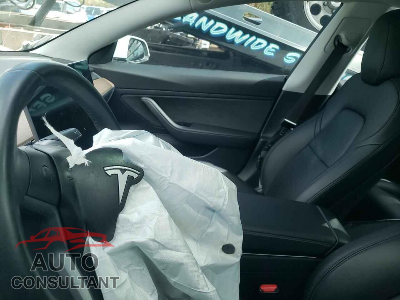 TESLA MODEL 3 2018 - 5YJ3E1EA4JF062350