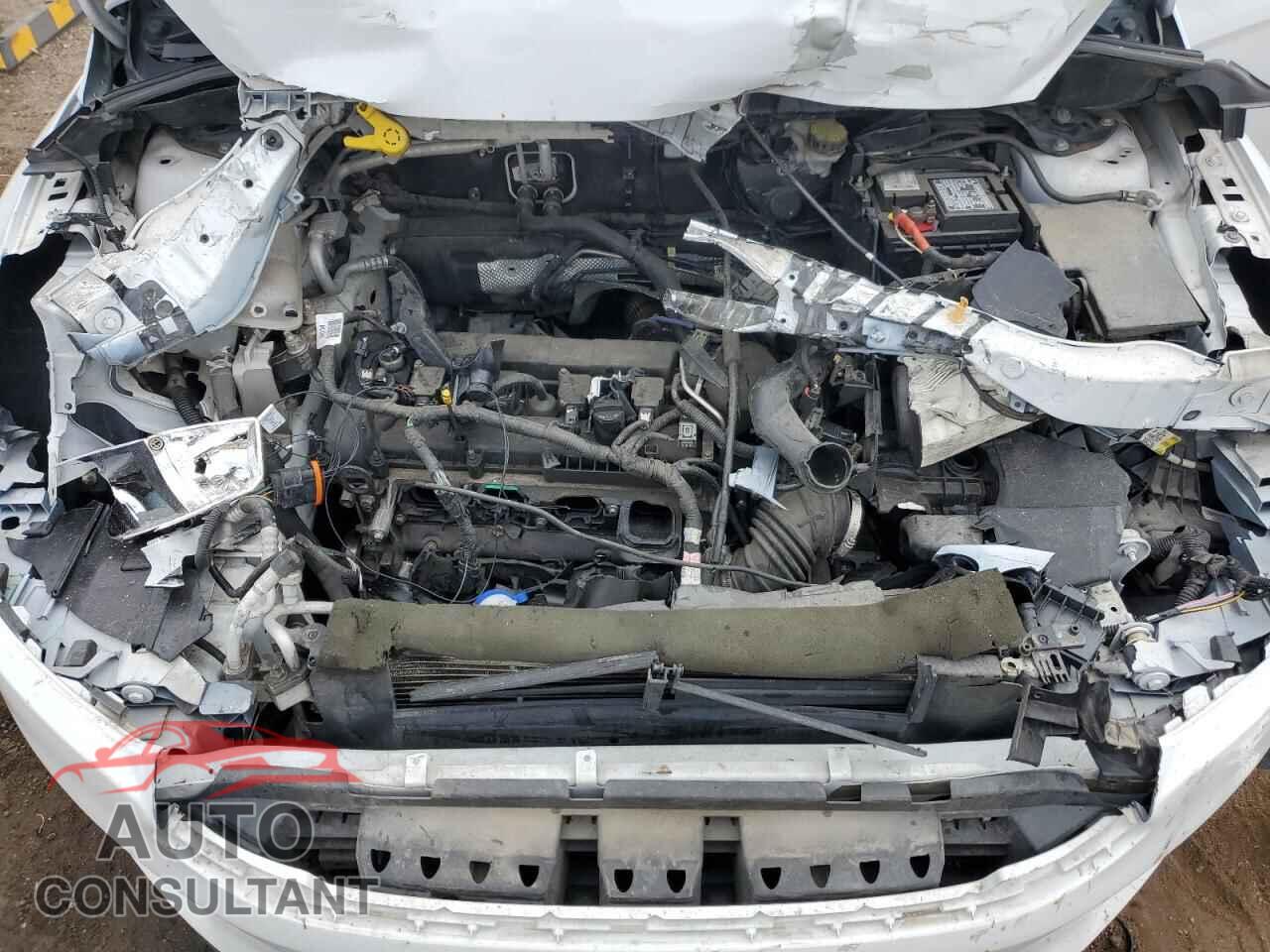 FORD FOCUS 2015 - 1FADP3E24FL221235