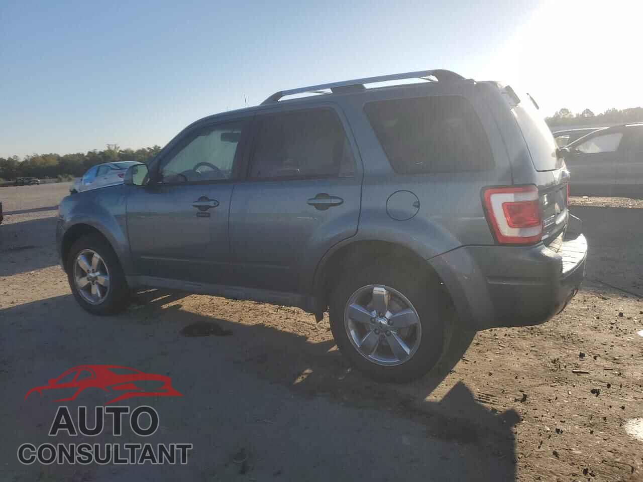 FORD ESCAPE 2011 - 1FMCU9EG3BKA19995