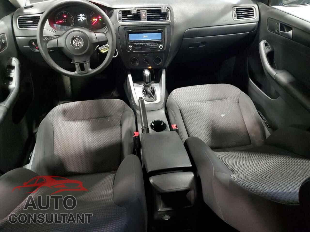 VOLKSWAGEN JETTA 2014 - 3VW2K7AJ8EM233788