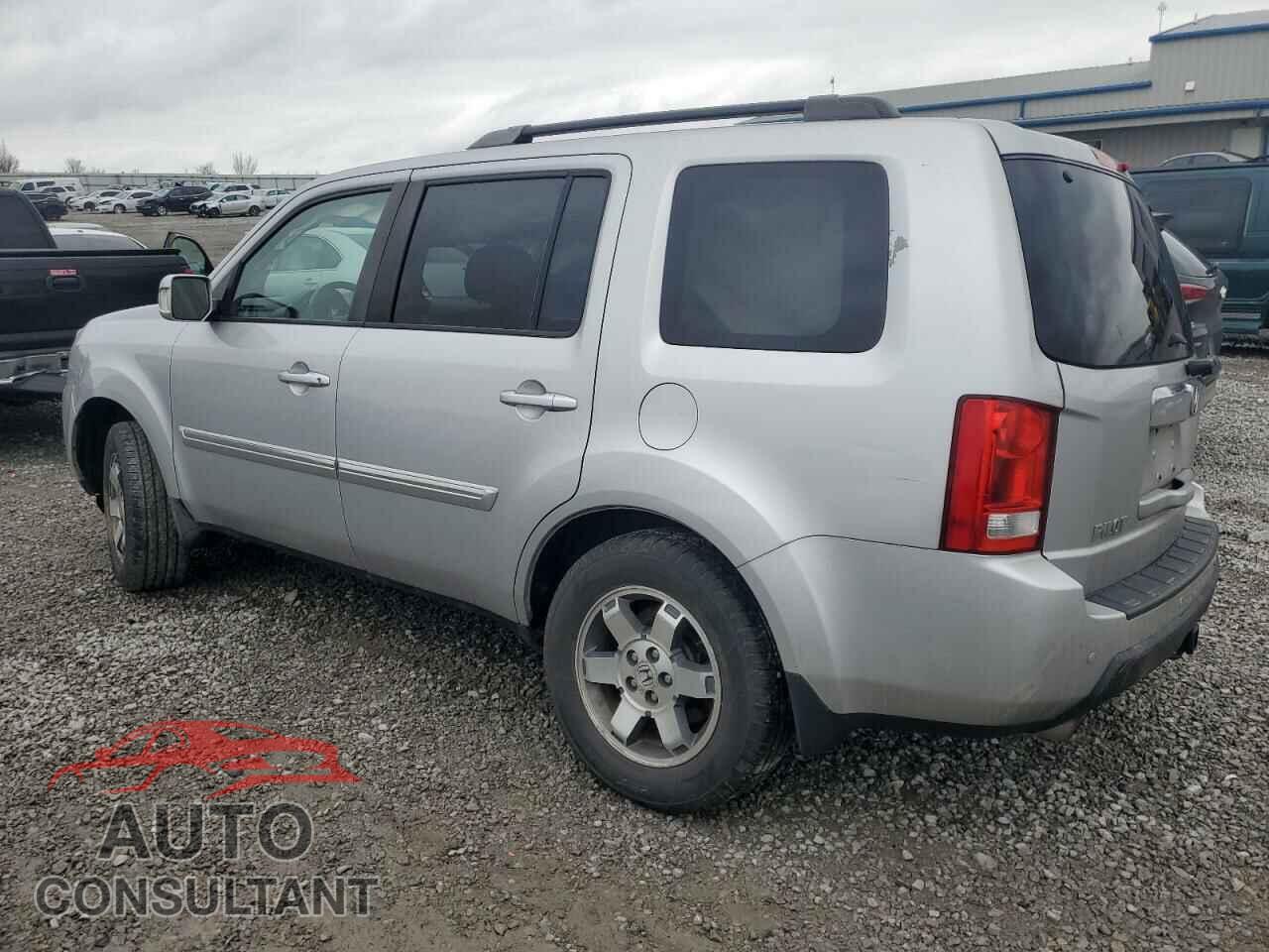 HONDA PILOT 2010 - 5FNYF4H87AB003175
