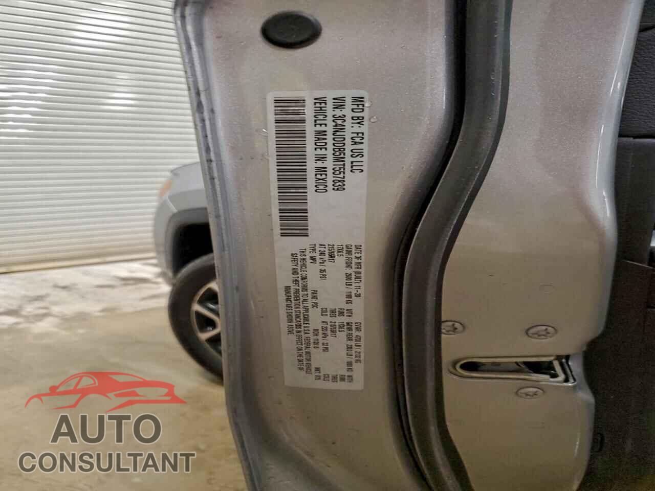 JEEP COMPASS 2021 - 3C4NJDDB5MT557839