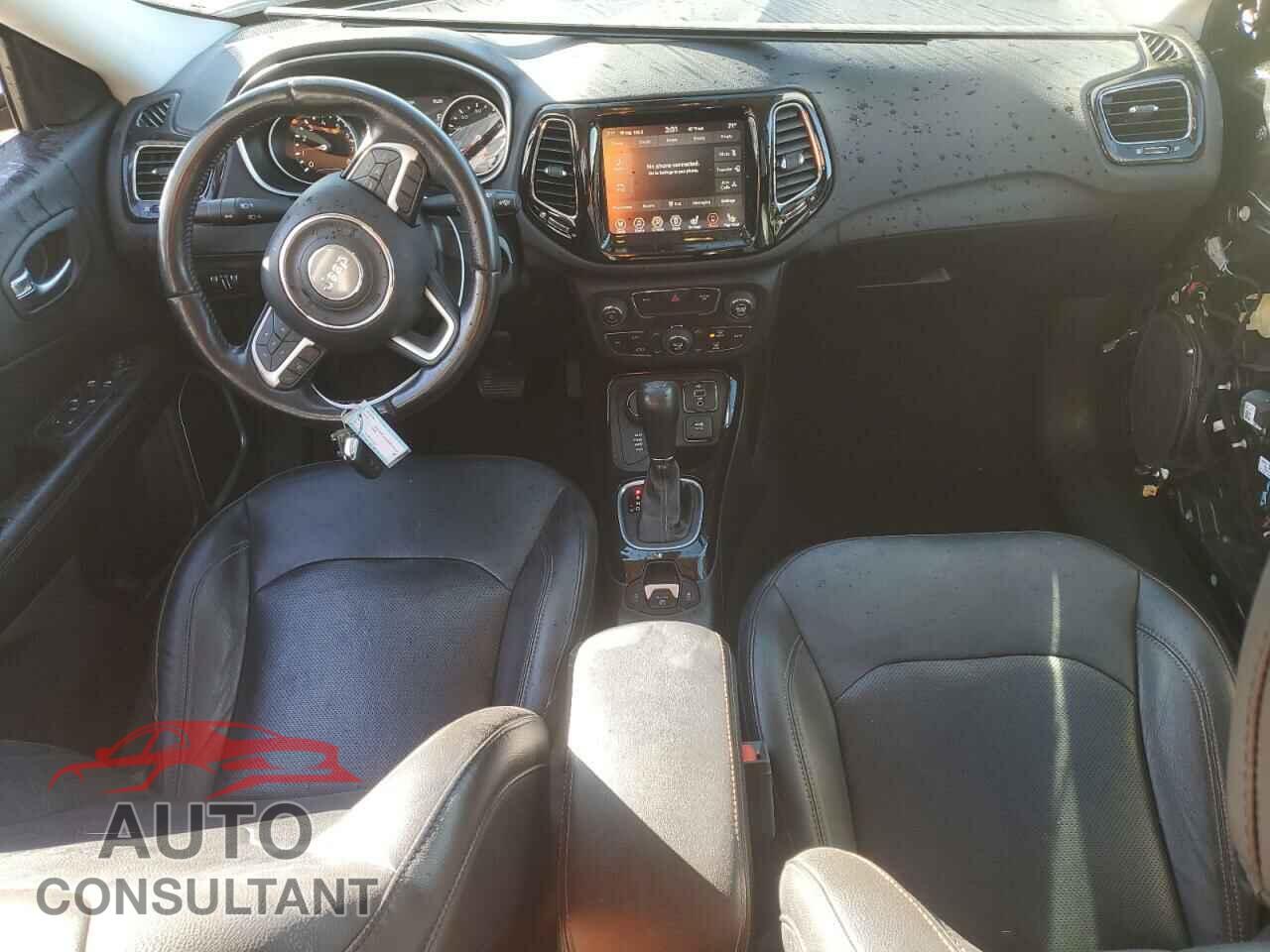 JEEP COMPASS 2020 - 3C4NJDCB3LT240352
