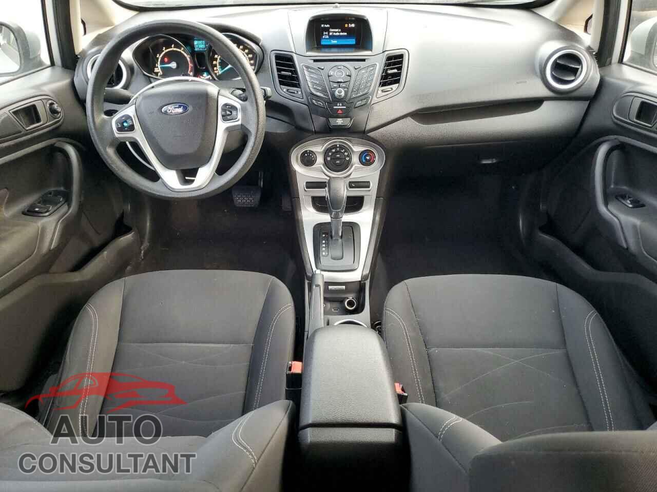 FORD FIESTA 2018 - 3FADP4EJ3JM107151