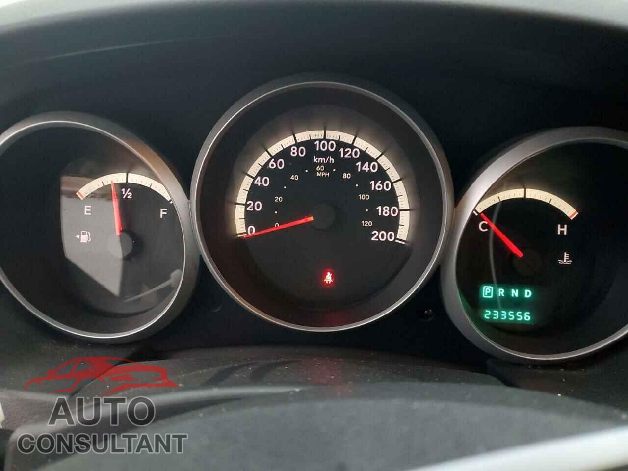 DODGE CARAVAN 2010 - 2D4RN4DE2AR457571
