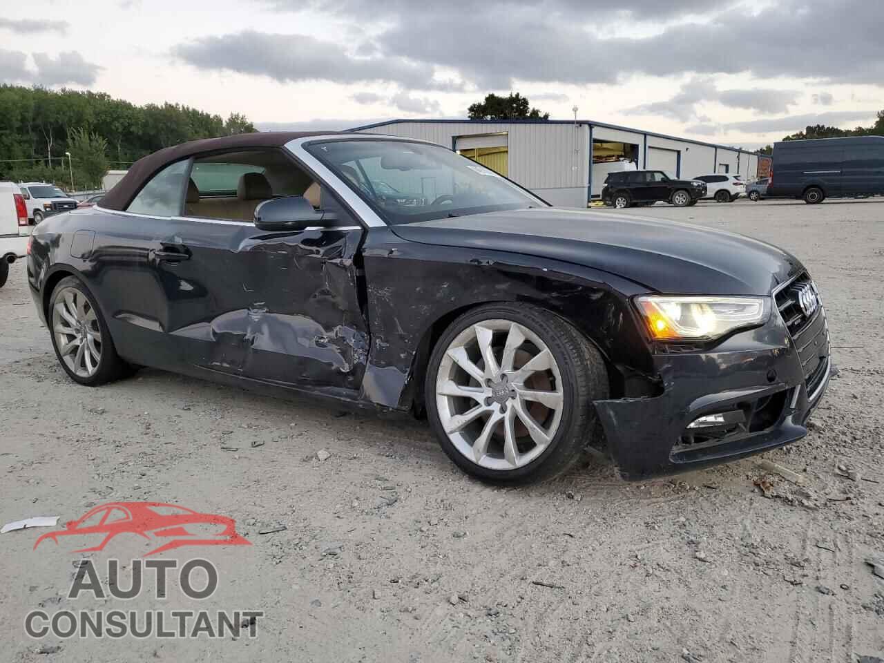 AUDI A5 2013 - WAULFAFH4DN015802