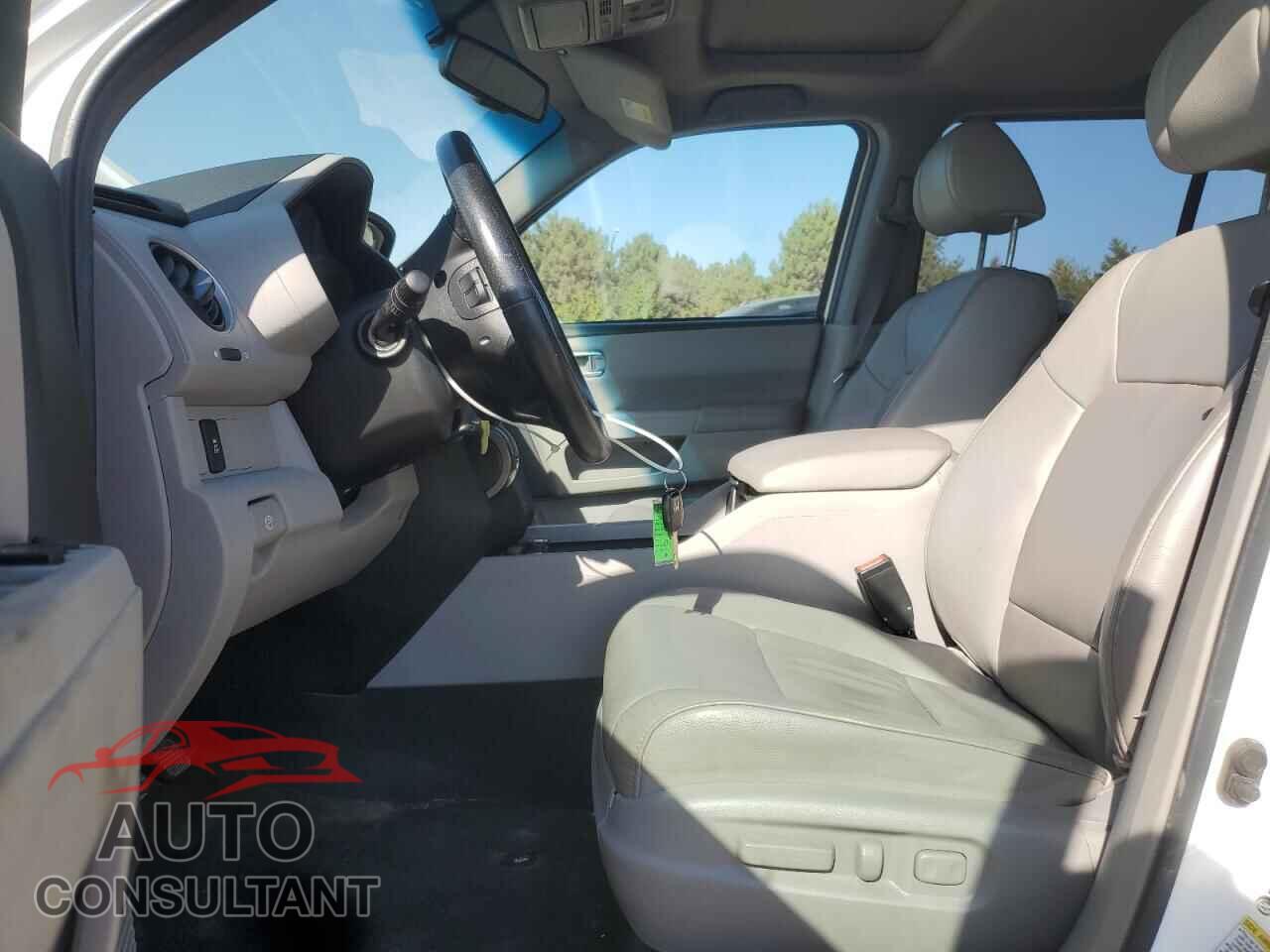 HONDA PILOT 2013 - 5FNYF4H54DB021871