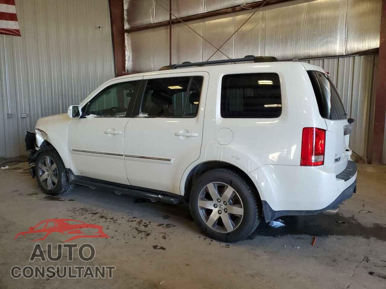 HONDA PILOT 2015 - 5FNYF4H91FB031246