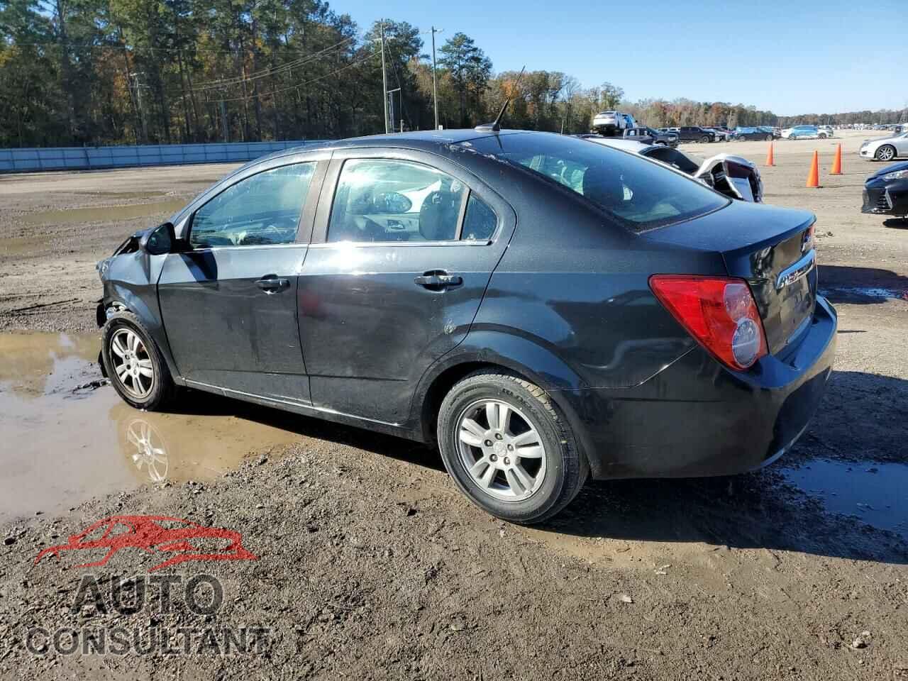 CHEVROLET SONIC 2014 - 1G1JC5SH3E4174603