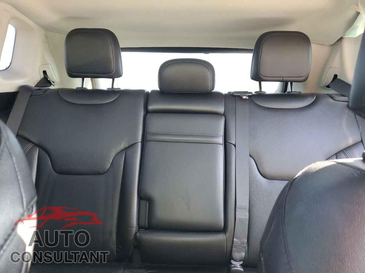 JEEP COMPASS 2020 - 3C4NJCCB2LT141015